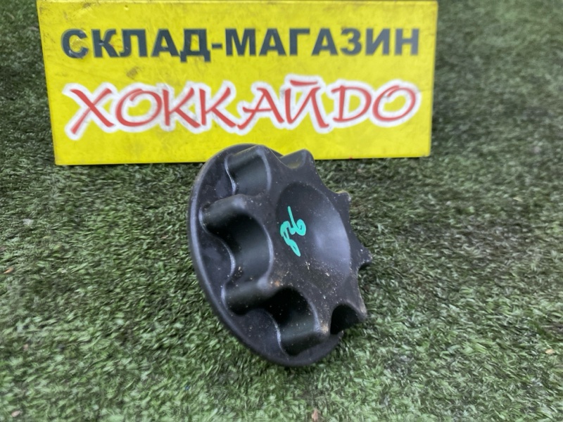 Кронштейн запасного колеса Toyota Corolla Fielder NZE121G 1NZ-FE 09.2002 (б/у)