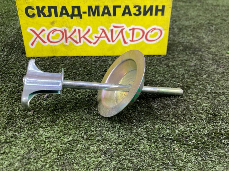 Кронштейн запасного колеса Toyota Premio AZT240 1AZ-FSE 12.2004 (б/у)