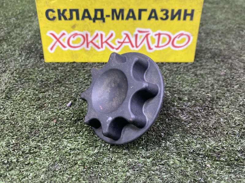 Кронштейн запасного колеса Toyota Caldina ST210G 3S-GE 01.2000 (б/у)