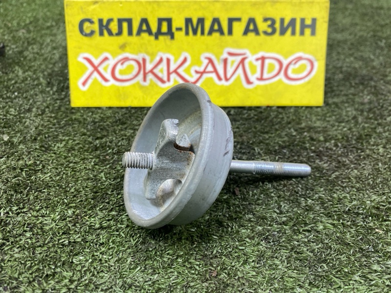 Кронштейн запасного колеса Toyota Celica ST185H 3S-GTE 10.1989 (б/у)