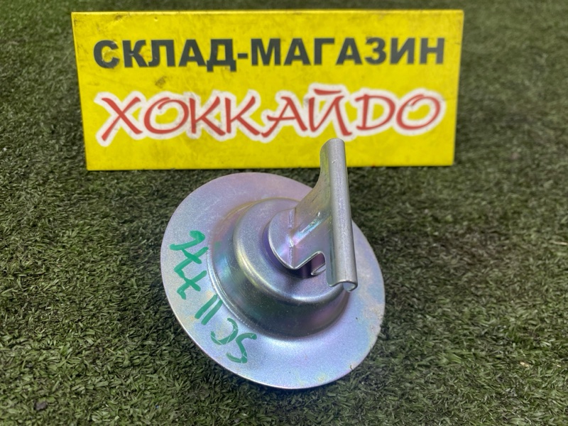 Кронштейн запасного колеса Nissan Tiida Latio SC11 HR15DE 01.2008 (б/у)