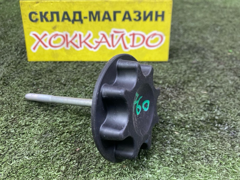 Кронштейн запасного колеса Toyota Corolla Fielder NZE141G 1NZ-FE 10.2006 (б/у)