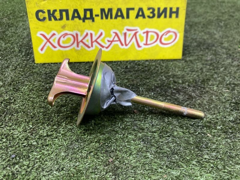 Кронштейн запасного колеса Toyota Allex NZE121 1NZ-FE 01.2001 (б/у)