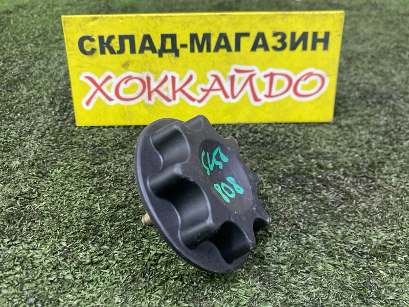 Кронштейн запасного колеса Toyota Vista Ardeo SV50G 3S-FSE 07.1998 (б/у)