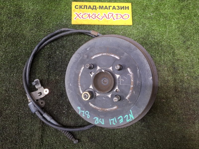 Ступица Toyota Corolla Fielder NZE121G 1NZ-FE 09.2002 задняя правая (б/у)