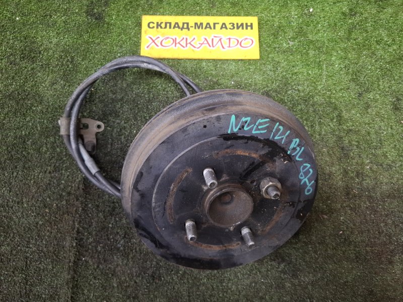 Ступица Toyota Corolla Fielder NZE121G 1NZ-FE 09.2002 задняя левая (б/у)