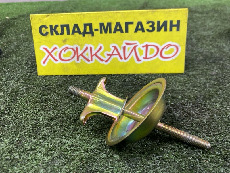 Кронштейн запасного колеса Toyota Raum EXZ10 5E-FE 05.1997 (б/у)