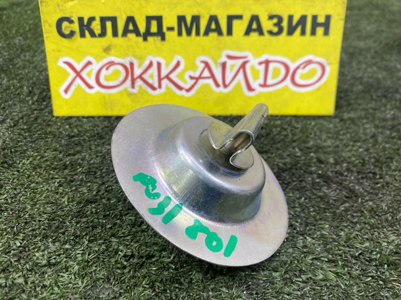 Кронштейн запасного колеса Nissan Presage PU31 VQ35DE 05.2006 (б/у)
