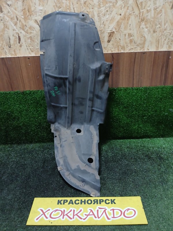 Подкрылок Nissan Presage TU31 QR25DE 06.2003 передний правый (б/у)