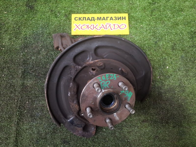 Ступица Toyota Wish ZGE25W 2ZR-FAE 04.2009 задняя правая (б/у)