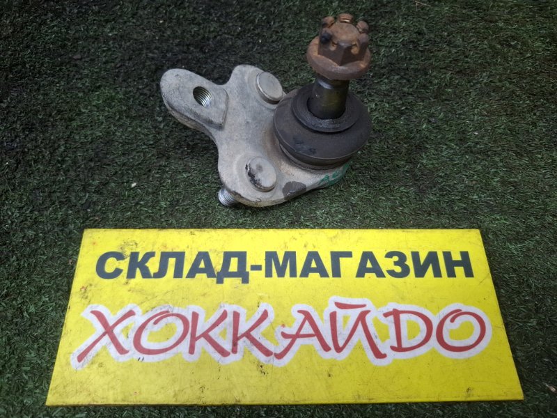 Шаровая Toyota Gaia ACM10G 1AZ-FSE 04.2001 передняя левая (б/у)
