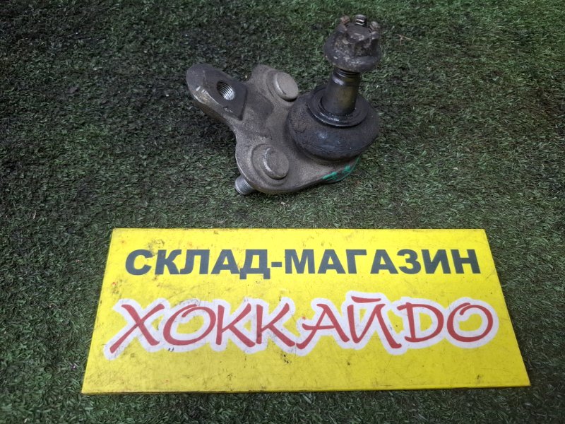 Шаровая Toyota Caldina ST210G 3S-GE 01.2000 передняя правая (б/у)