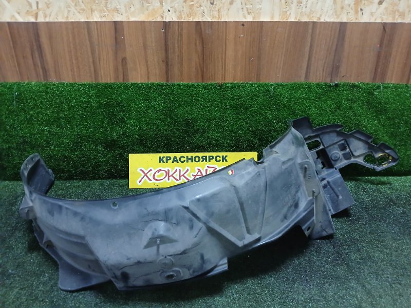 Подкрылок Honda Stream RN1 D17A 10.2000 передний левый (б/у)