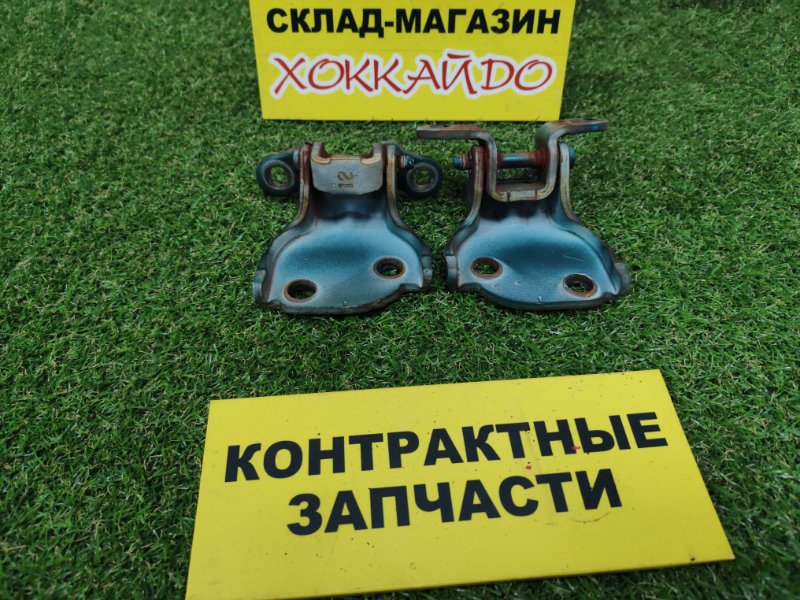 Петля двери Honda Stepwgn RF2 B20B 05.1996 передняя правая (б/у)