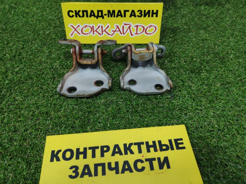 Петля двери Honda Stepwgn RF2 B20B 05.1996 передняя правая (б/у)