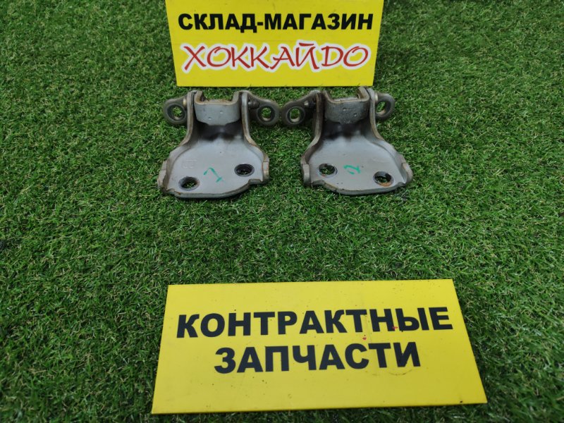 Петля двери Honda Stepwgn RF1 B20B 05.1996 передняя правая (б/у)