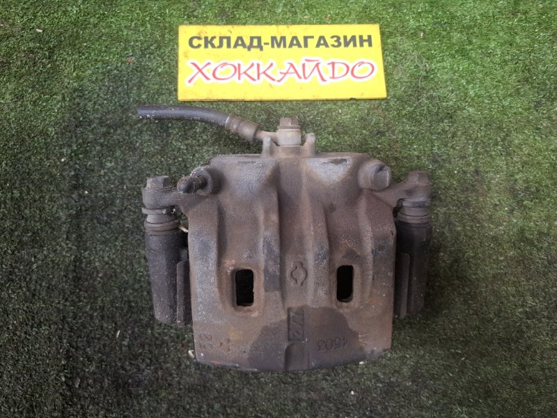 Суппорт Nissan Serena RC24 QR25DE 12.2001 передний правый (б/у)