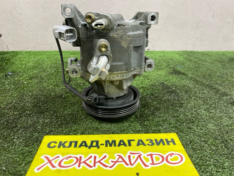 Компрессор кондиционера Toyota Allex NZE121 1NZ-FE 01.2001 (б/у)