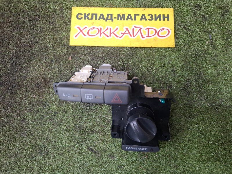 Блок управления климат-контролем Toyota Funcargo NCP20 2NZ-FE 08.2002 (б/у)