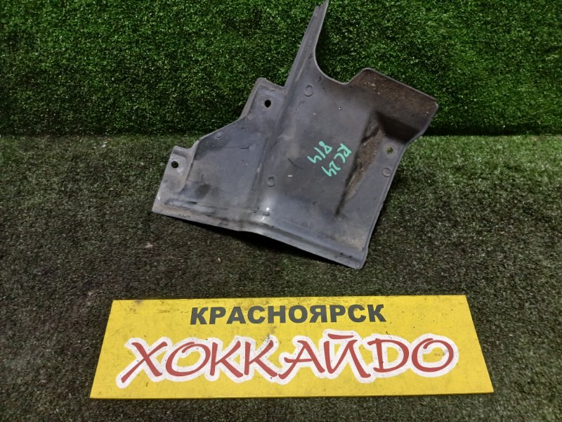 Защита горловины топливного бака Nissan Serena RC24 QR25DE 12.2001 (б/у)