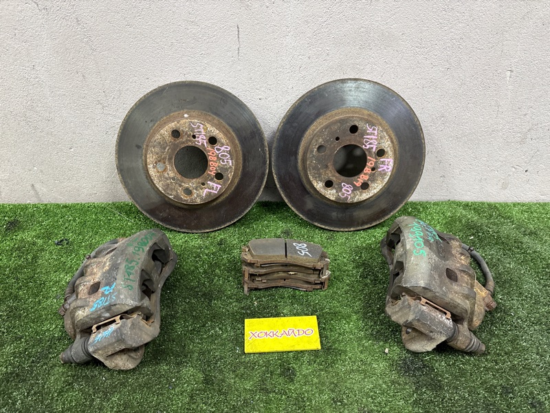 Суппорт Toyota Celica ST185H 3S-GTE 10.1989 передний (б/у)