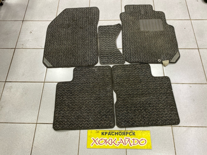 Коврик Nissan Sunny FB14 GA15DE 09.1995 (б/у)