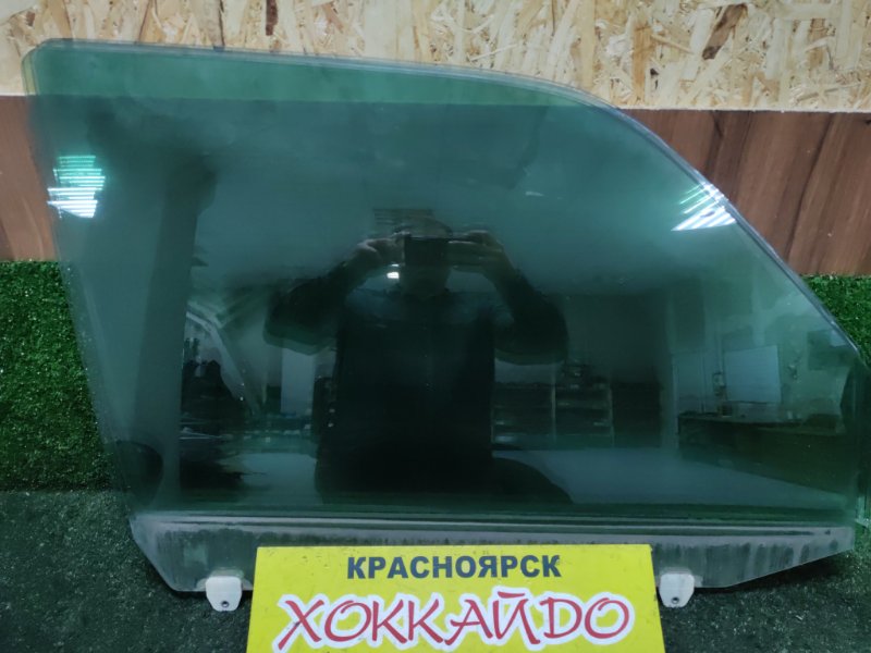 Стекло боковое Honda Stepwgn RF2 B20B 05.1996 переднее правое (б/у)