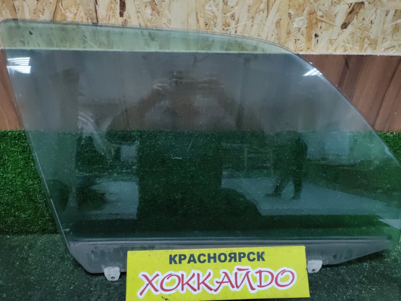 Стекло боковое Honda Stepwgn RF2 B20B 05.1996 переднее правое (б/у)