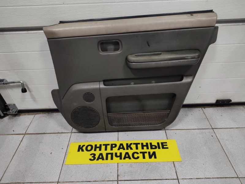 Обшивка двери Honda Stepwgn RF1 B20B 05.1996 передняя правая (б/у)