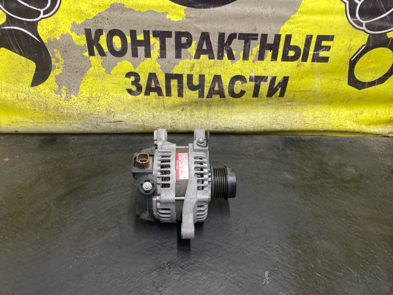 Генератор Toyota Corolla Fielder ZRE142G 2ZR-FE 10.2006 (б/у)
