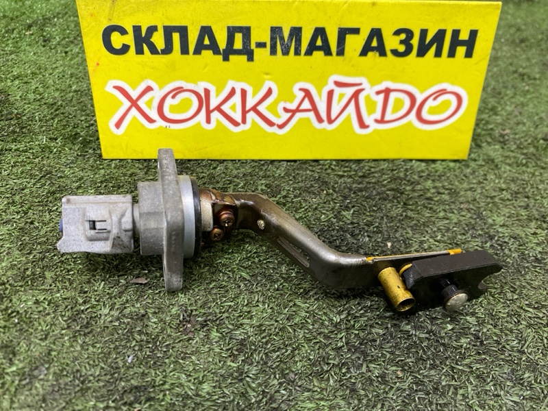 Датчик уровня масла Lexus GS350 GRS196 2GR-FSE 07.2005 (б/у)