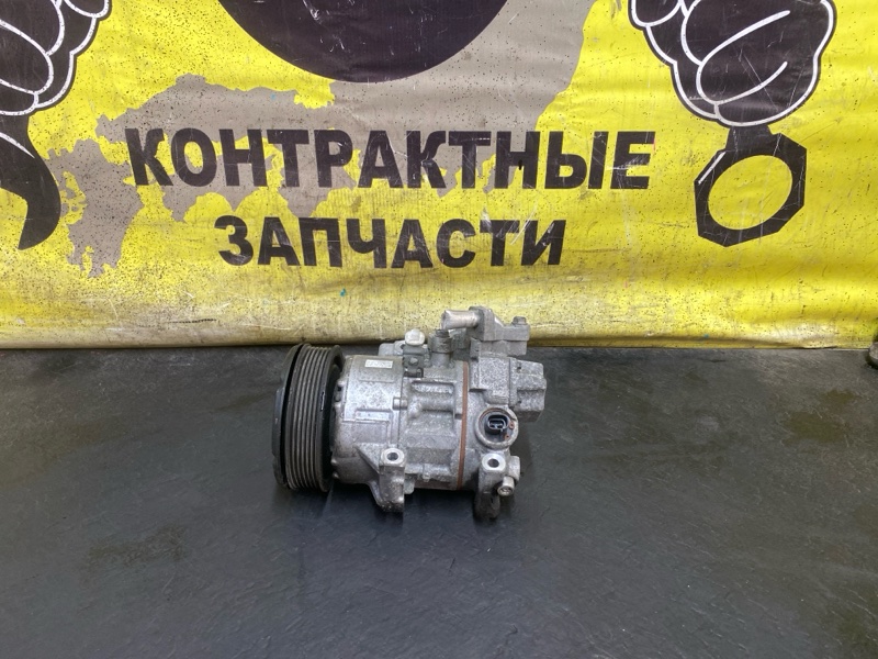 Компрессор кондиционера Toyota Wish ZNE14G 1ZZ-FE 09.2005 (б/у)