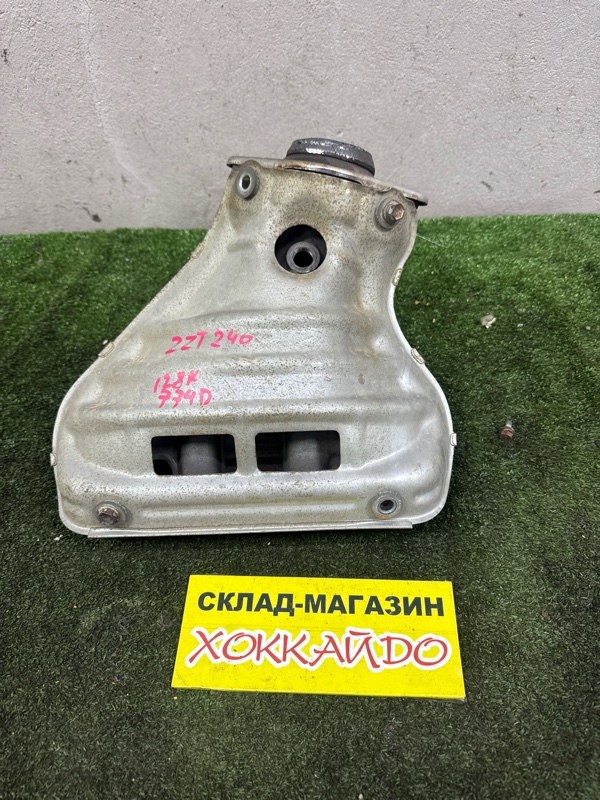 Коллектор выпускной Toyota Premio ZZT240 1ZZ-FE 12.2001 (б/у)