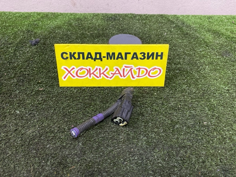 Разъем Toyota Corolla Fielder NZE121G 1NZ-FE 09.2002 (б/у)