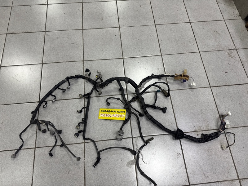Электропроводка мотора Toyota Premio ZZT240 1ZZ-FE 12.2001 (б/у)