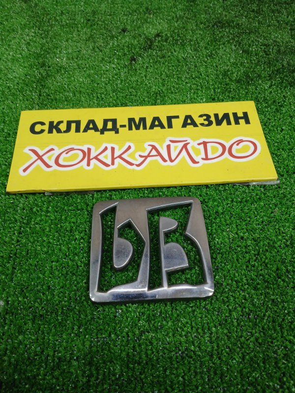 Эмблема Toyota BB NCP30 2NZ-FE 04.2003 задняя (б/у)