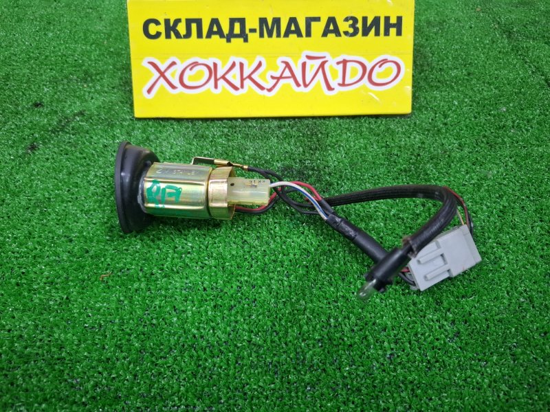 Гнездо прикуривателя Honda Stepwgn RF1 B20B 05.1999 (б/у)