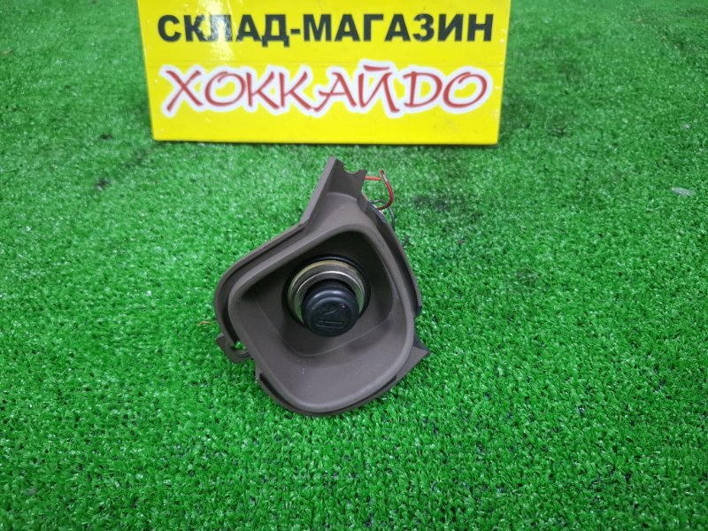 Гнездо прикуривателя Honda Odyssey RA8 J30A 11.2001 (б/у)