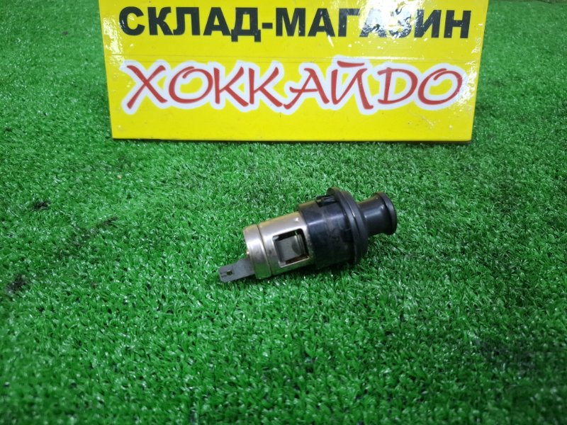Гнездо прикуривателя (б/у)