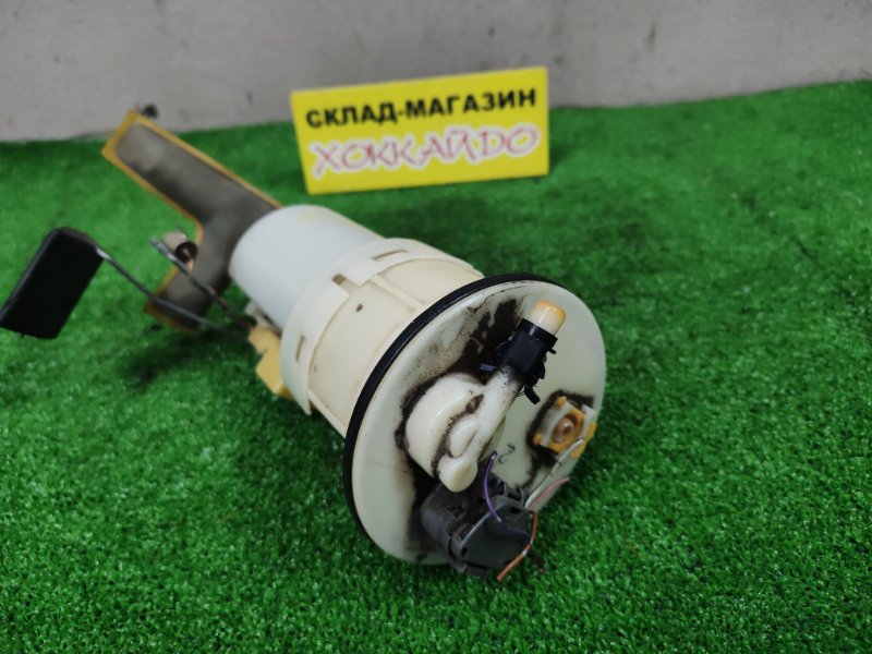 Насос топливный Toyota Funcargo NCP21 1NZ-FE 08.1999 (б/у)