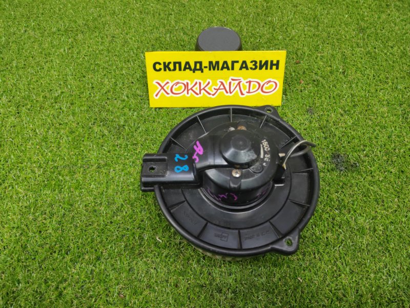 Вентилятор печки Toyota Allion ZZT240 1ZZ-FE 12.2001 передний (б/у)