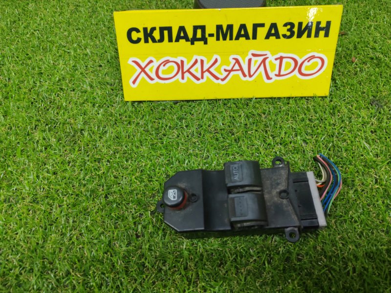 Блок управления стеклоподъемниками Honda Stepwgn RF3 K20A 04.2001 передний (б/у)
