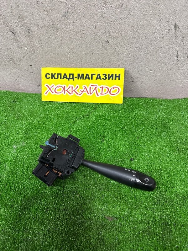 Переключатель фар Toyota Corolla NZE121 1NZ-FE 08.2000 (б/у)