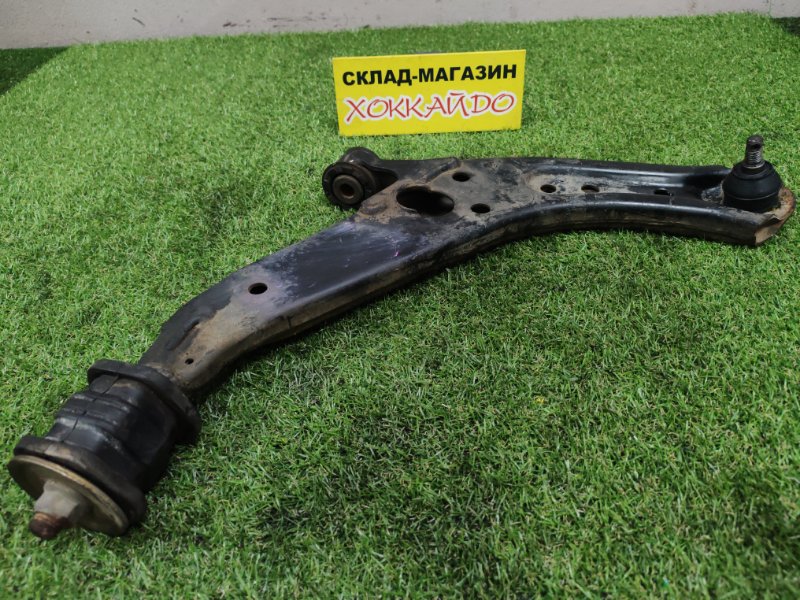 Рычаг подвески нижний Honda Stepwgn RF4 K20A 05.2001 передний правый (б/у)