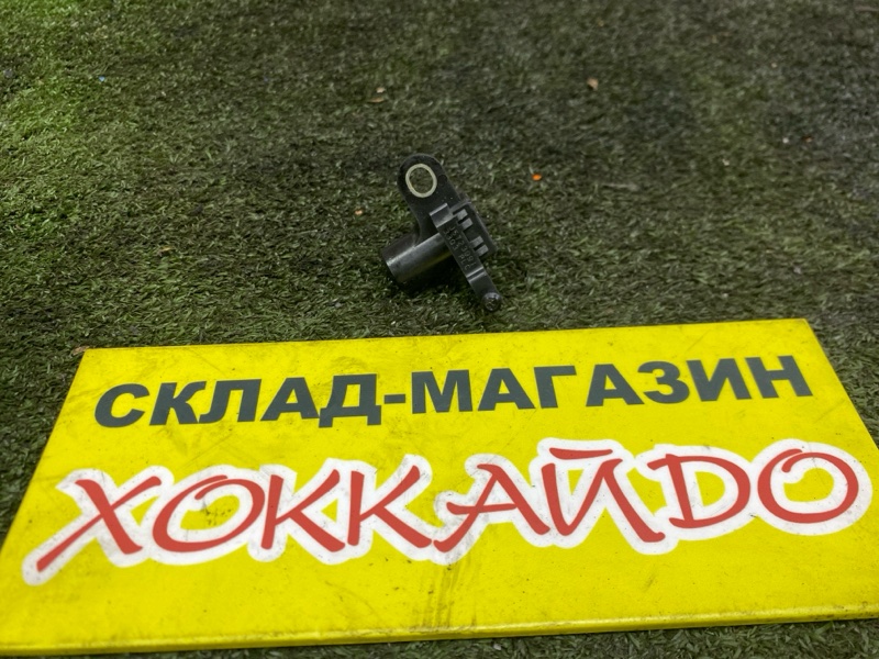 Датчик положения распредвала Honda Stream RN1 D17A 10.2000 (б/у)