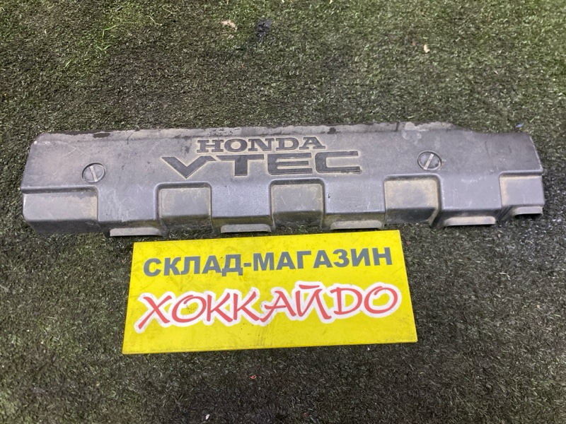 Крышка на двигатель декоративная Honda Stream RN1 D17A 10.2000 (б/у)