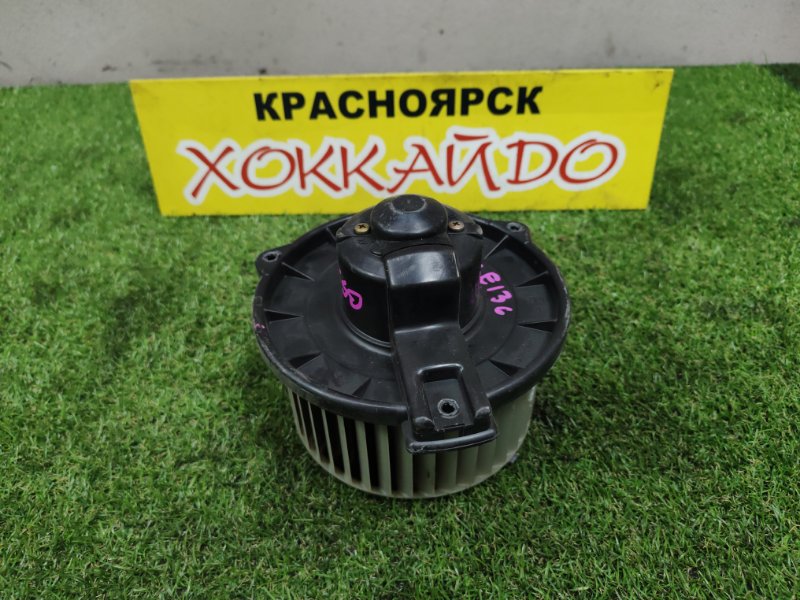Вентилятор печки Toyota Corolla Fielder NZE121G 1NZ-FE 09.2002 (б/у)