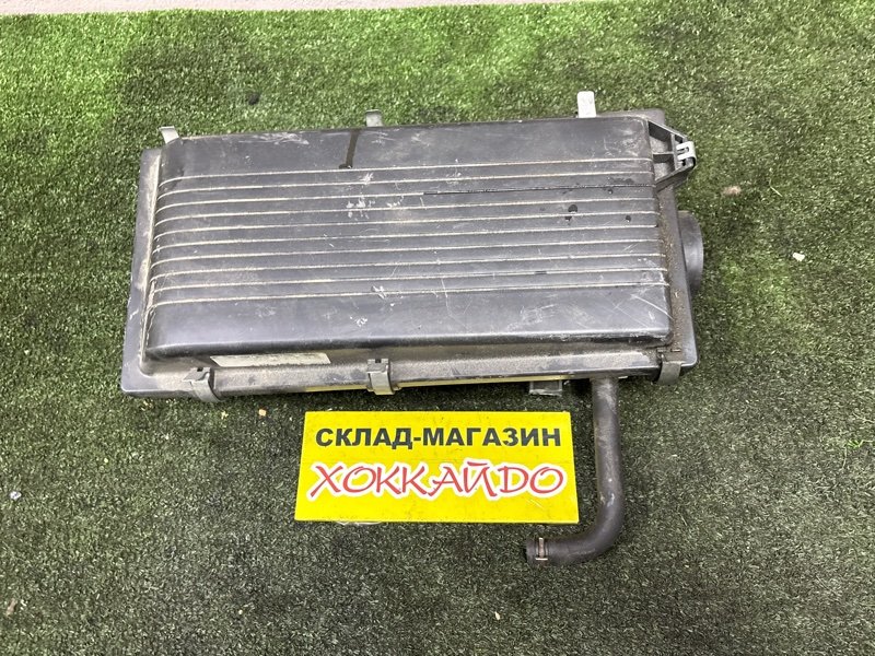 Корпус воздушного фильтра Nissan Sunny FB14 GA15DE 09.1995 (б/у)