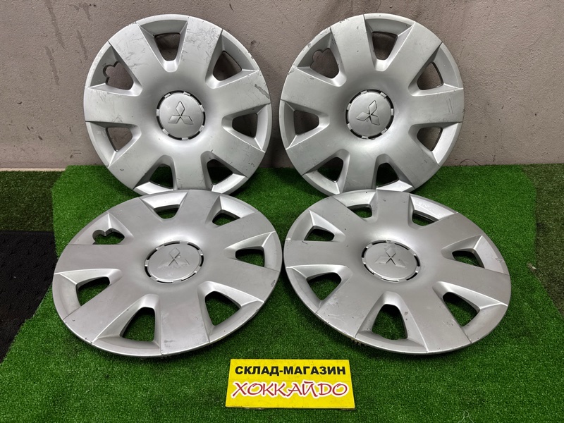 Колпак Mitsubishi Lancer CY3A 4B10 2010 (б/у)