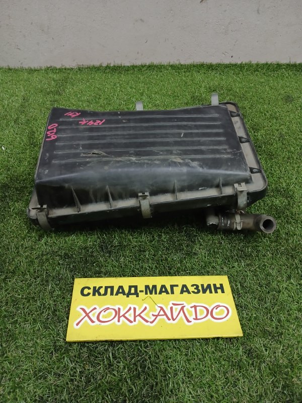 Корпус воздушного фильтра Nissan March K11 CG10DE 05.1997 (б/у)